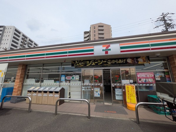 名古屋市千種区谷口町、マンションのコンビニ画像です