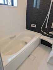 安城市浜富町、中古一戸建ての風呂画像です