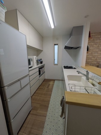 安城市浜富町、中古一戸建てのキッチン画像です