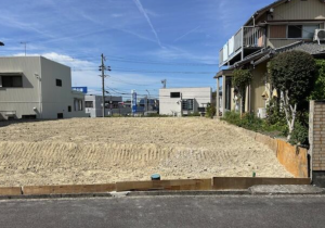 愛知郡東郷町白鳥、土地の画像です