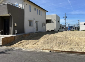 愛知郡東郷町白鳥、土地の画像です