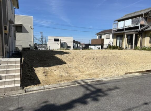 愛知郡東郷町白鳥、土地の画像です