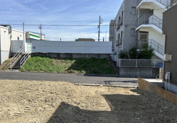 愛知郡東郷町白鳥、土地の画像です