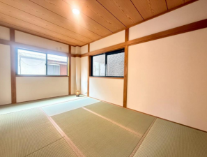 東大阪市南上小阪、中古一戸建ての画像です