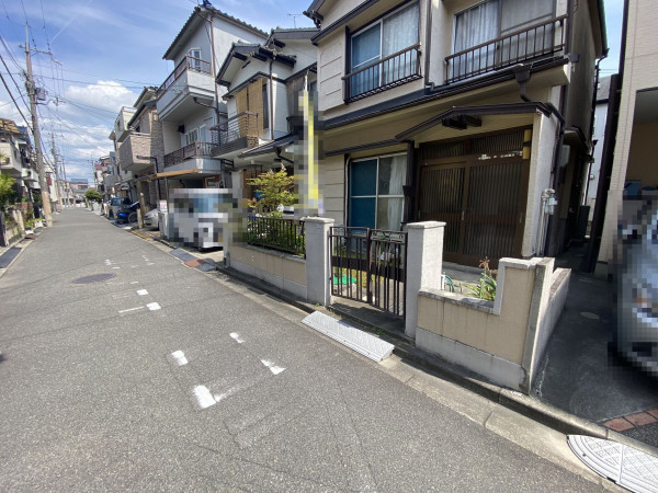 高槻市東五百住町、土地の前面道路を含む現地写真画像です