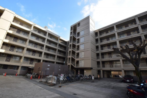 高槻市南芥川町、中古マンションの外観画像です