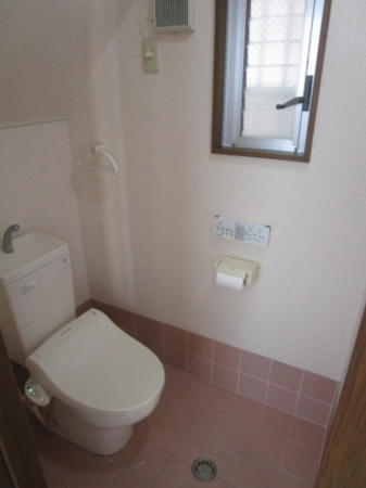 高槻市富田町、収益物件/事務所のトイレ画像です