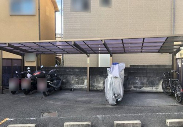 高槻市宮田町、中古マンションの駐車場画像です