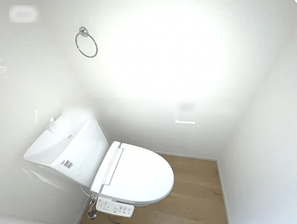 高槻市東五百住町、新築一戸建てのトイレ画像です