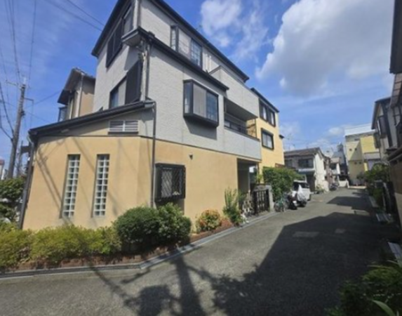 高槻市栄町、中古一戸建ての外観画像です