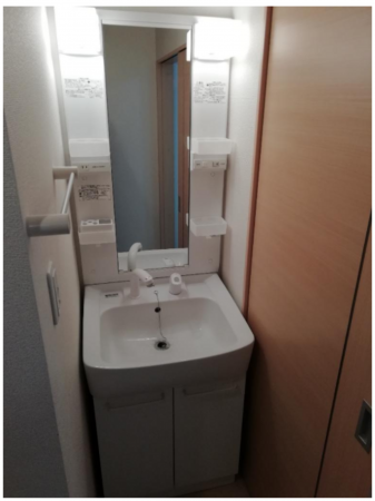 高槻市安満新町、収益物件/マンションの洗面画像です