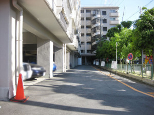 高槻市古曽部町、中古マンションの駐車場画像です