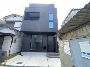 高槻市野田、新築一戸建ての外観画像です
