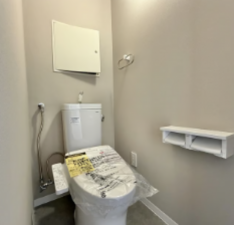 高槻市宮野町、中古マンションのトイレ画像です