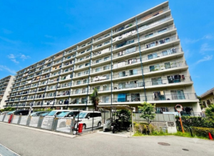 高槻市宮野町、中古マンションの外観画像です
