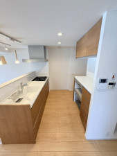 高槻市真上町、中古マンションのキッチン画像です