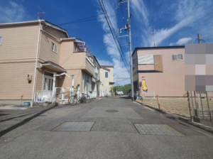 高槻市山手町、土地の前面道路を含む現地写真画像です