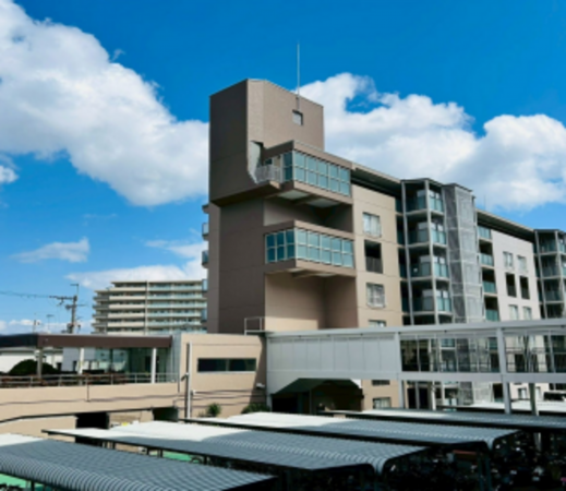 高槻市殿町、中古マンションの外観画像です