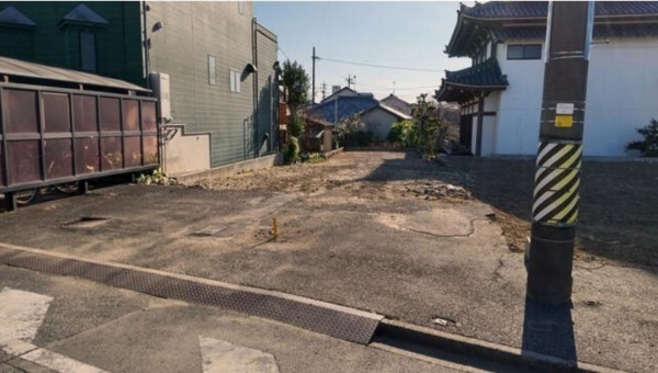 豊橋市船町、土地の前面道路を含む現地写真画像です