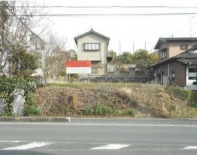 豊橋市忠興、土地の前面道路を含む現地写真画像です