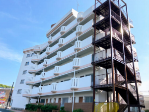 豊橋市船町、マンションの外観画像です