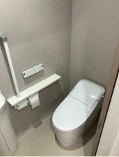 豊橋市前田中町、マンションのトイレ画像です