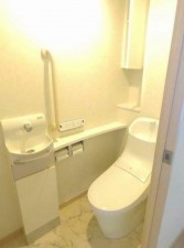 豊橋市広小路、マンションのトイレ画像です