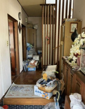 豊橋市緑ケ丘、中古一戸建ての玄関画像です