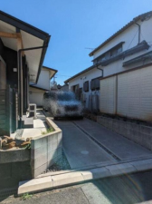 豊橋市大岩町、中古一戸建ての駐車場画像です