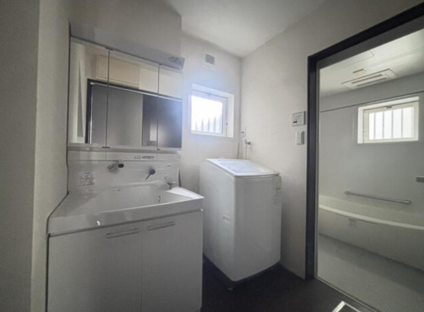 豊橋市向山西町、中古一戸建ての画像です