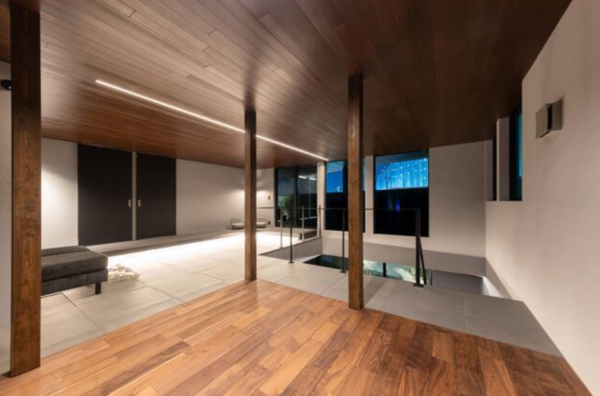 豊橋市向山町、中古一戸建ての画像です