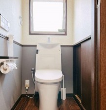 豊橋市三ノ輪町、中古一戸建てのトイレ画像です