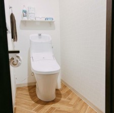 豊橋市三ノ輪町、中古一戸建てのトイレ画像です