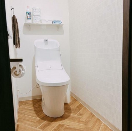 豊橋市三ノ輪町、中古一戸建てのトイレ画像です