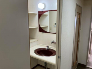 豊橋市八通町、マンションの洗面画像です