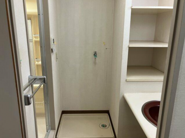 豊橋市八通町、マンションの画像です