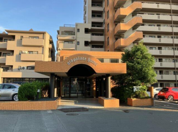 豊橋市八通町、マンションの外観画像です