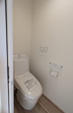 豊橋市東郷町、新築一戸建てのトイレ画像です