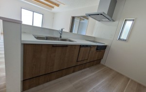 豊橋市東郷町、新築一戸建てのキッチン画像です