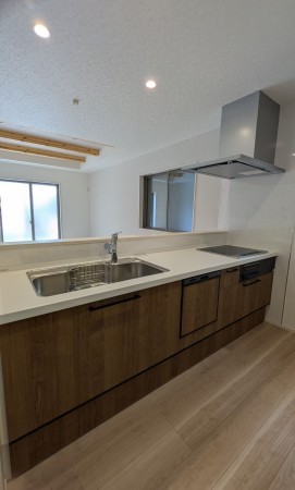 豊橋市東郷町、新築一戸建てのキッチン画像です