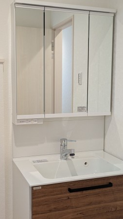 豊橋市東郷町、新築一戸建ての洗面画像です