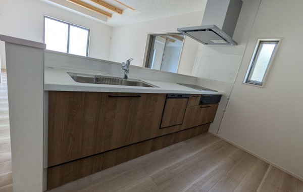 豊橋市東郷町、新築一戸建てのキッチン画像です