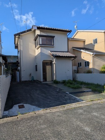 豊橋市岩屋町、中古一戸建ての外観画像です