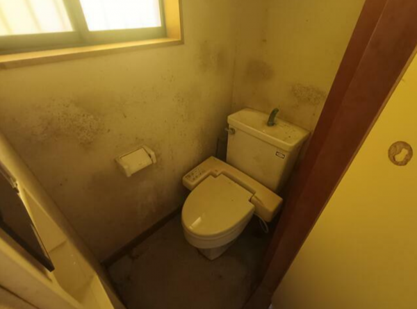 豊橋市飯村北、中古一戸建てのトイレ画像です