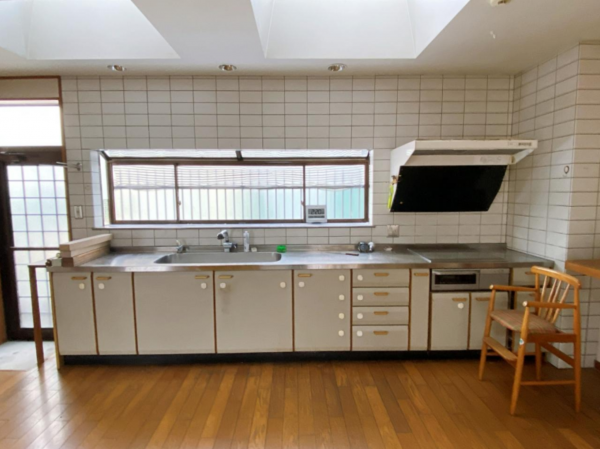 豊橋市多米中町、中古一戸建てのキッチン画像です