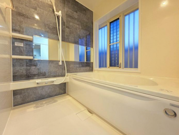 豊橋市大岩町、中古一戸建ての風呂画像です