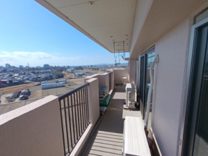 豊橋市牛川町、マンションのバルコニー画像です