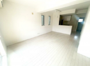 豊橋市神ノ輪町、中古一戸建ての居間画像です