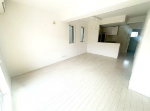 豊橋市神ノ輪町、中古一戸建ての居間画像です