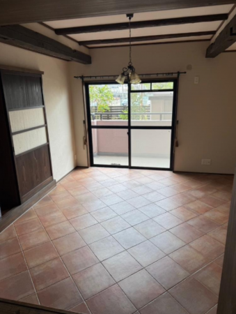 豊橋市羽根井町、マンションの居間画像です